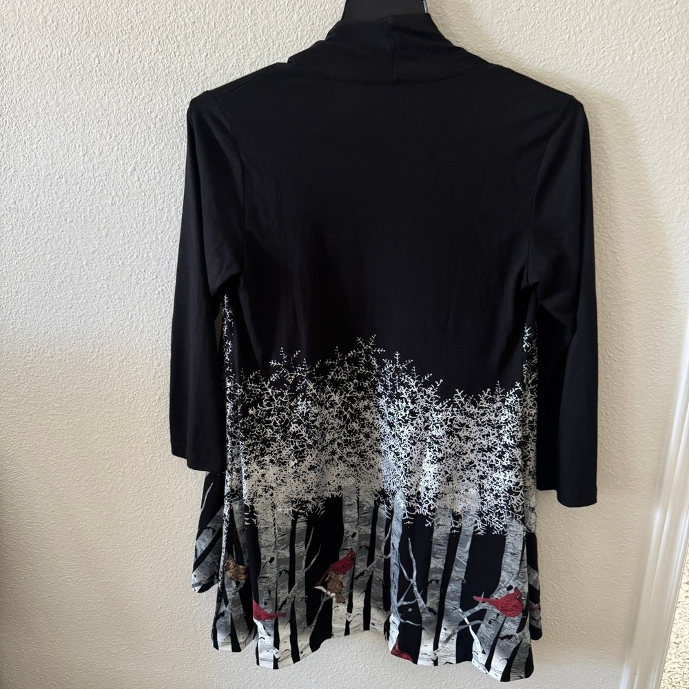 A Walk in the Park Cardinal Forest Open Cardigan M Black Winter Eclectic Birds - Picture 7 of 7